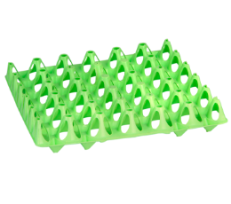 Envases plásticos y bebederos de pollos
