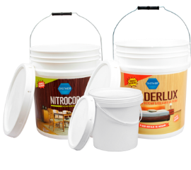 Baldes plásticos en materia prima plástica Ecuatoriana